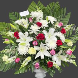 Terra Florist - Funeral arrangement with Graceful Touch