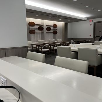 Sakura Lounge - Airport Lounges Near Me - Honolulu, Hawaii Sakura Lounge - Airport Lounges Near Me - Honolulu, Hawaii