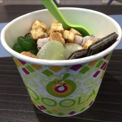 Qoola Frozen Yogurt