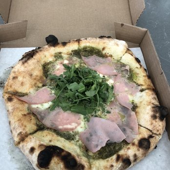 Mangia e Bevi - Best Pistachio Pizza ever - Italian Near Me - Oceanside, California