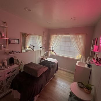 Skin and Lashes - Studio - Eyelash Service Near Me - Scottsdale , Arizona Skin and Lashes - Studio - Eyelash Service Near Me - Scottsdale , Arizona