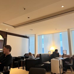 LuxxLounge - Sitting area
