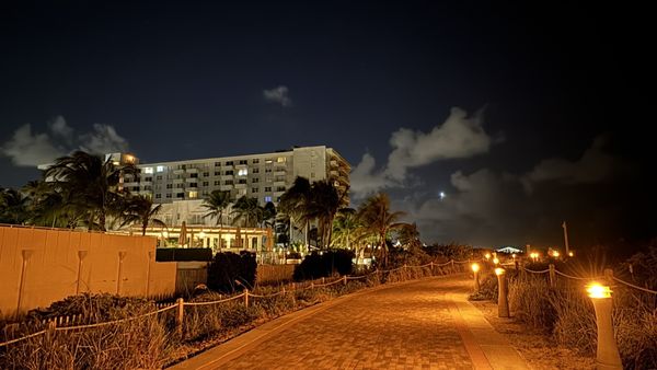 Ocean Drive Suites by null