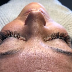 Butterfly Kiss Eyelash Extensions