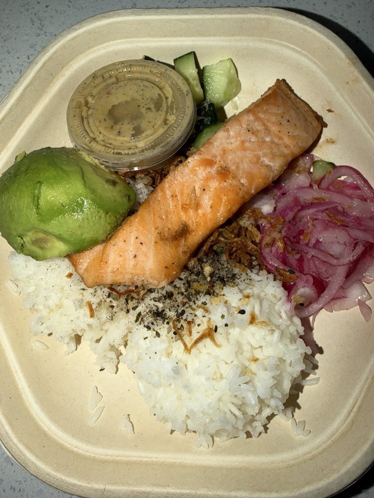 sweetgreen – Healthy Salads, Bowls and Plates - Photo 3