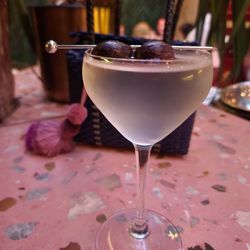 Elly’s - Dry martini