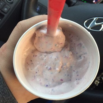 Dairy Queen Grill & Chill - No wonder they don't participate in the upside down or its free promotion. Waste of $6 - Ice Cream & Frozen Yogurt Near Me - Hackettstown, New Jersey