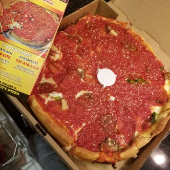 Windy City Pizza - Deep dish - half pepperoni, half pineapple, spinach and mushrooms all over - Pizza Near Me - Chesapeake, Virginia