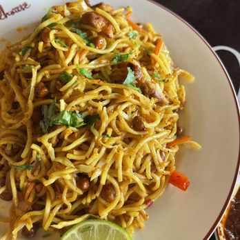 Roadhouse Momo & Grill - Chowmein - 5/5 - Himalayan/Nepalese Near Me - Ashburn, Virginia Roadhouse Momo & Grill - Chowmein - 5/5 - Himalayan/Nepalese Near Me - Ashburn, Virginia