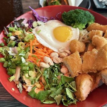 Ming's at La Cantera - Cilantro-Lime-Soy Rice Noodle Bowl - Asian Fusion Near Me - San Antonio, Texas Ming's at La Cantera - Cilantro-Lime-Soy Rice Noodle Bowl - Asian Fusion Near Me - San Antonio, Texas