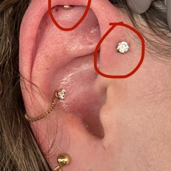Atomic Tattoos - Vertical and forward helix - Tattoo Near Me - Clearwater, Florida