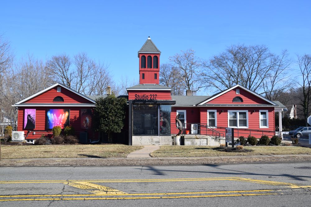 STAGEWORKS THEATRE GROUP 237 Hamburg Turnpike, Pompton Lakes, New