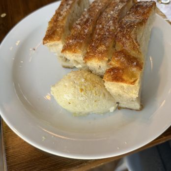 Niner Wine Estates - Bread with lavender butter - Wine Tasting Room Near Me - Paso Robles, California