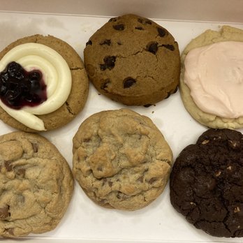 Crumbl - Aliana - Bakeries Near Me - Richmond, Texas Crumbl - Aliana - Bakeries Near Me - Richmond, Texas