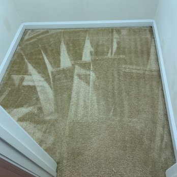 Floor Grip Medic - 2nd Bedroom Closet - Flooring Near Me - Jacksonville, Florida Floor Grip Medic - 2nd Bedroom Closet - Flooring Near Me - Jacksonville, Florida