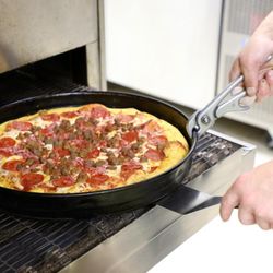 Hungry Howie's Pizza - Pizza made fresh to order