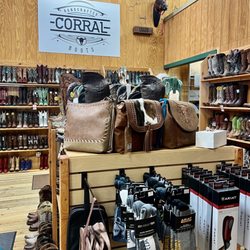 Russell's Western Wear - Ariat socks