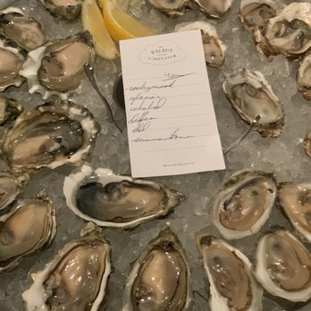 Barnacle - 2 dozen oysters (6 types shared by 4 people) - Wine Bars Near Me - Seattle, Washington Barnacle - 2 dozen oysters (6 types shared by 4 people) - Wine Bars Near Me - Seattle, Washington