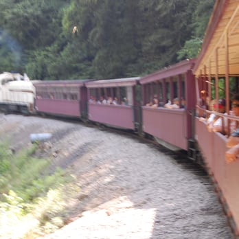 Big South Fork Scenic Railway - Trains Near Me - Stearns, Kentucky