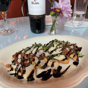 Cafe Intermezzo - Italian Bruschetta Plate - Coffee & Tea Near Me - Nashville, Tennessee