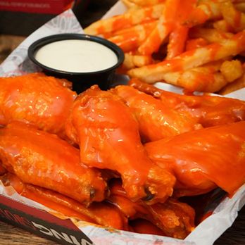 Wing Snob - Chicken Wings Near Me - Oak Park, Michigan