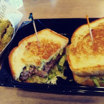 Habit Burger & Grill - Santa Barbara Charz cheese burger on sourdough - Burgers Near Me - El Centro, California Habit Burger & Grill - Santa Barbara Charz cheese burger on sourdough - Burgers Near Me - El Centro, California