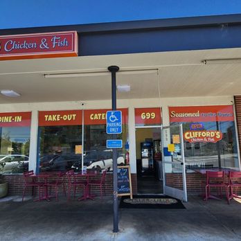 Clifford's Chicken and Fish - Store front - Seafood Near Me - Mountain View, California