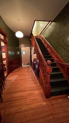 Hooper's by null