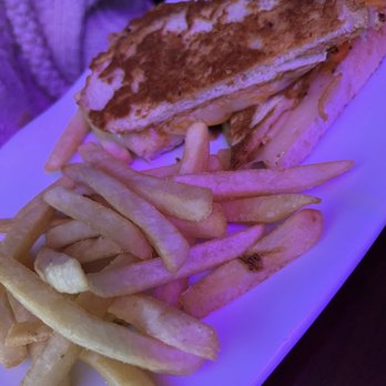 Chuck's Place - Adult Grilled cheese - Chicken Wings Near Me - Manteca, California
