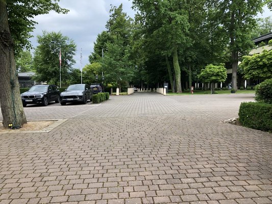 Relais & Châteaux Hotel Burg Schwarzenstein by null