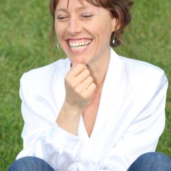 Marika Berman - EFT - Thanks for the fun photo shoot, Ron! :-)