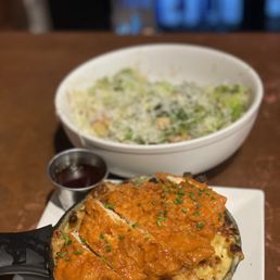 Mac N' Cheese Topped with Hot Chicken