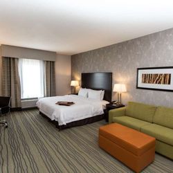 Hampton Inn by Hilton Lloydminster - Guest room