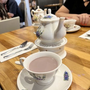 Prince Tea House - Edison - Lavender green tea - Desserts Near Me - Edison, New Jersey