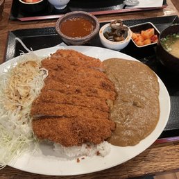 Curry Don Katsu (Pork) Curry Don Katsu (Pork)