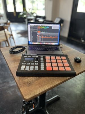 St. Noir Café by null