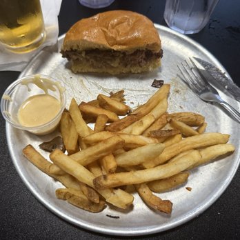 Louie's Kitchen And Bar - Steakhouse burger with fries. Cheese sauce for fries on the side. - American Near Me - Reading, Pennsylvania