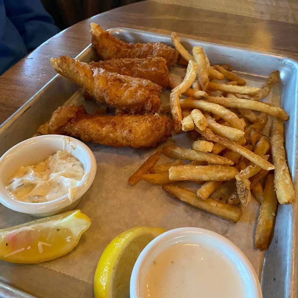 BJ's Restaurant & Brewhouse - Bj's Brewhouse Blonde Fish 'n' Chips.....not too many chips. :-( - New American Near Me - Allen, Texas BJ's Restaurant & Brewhouse - Bj's Brewhouse Blonde Fish 'n' Chips.....not too many chips. :-( - New American Near Me - Allen, Texas