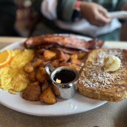 Bunkhouse Vittles Breakfast is always something special.