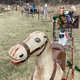 Creepy Ponyhenge horse