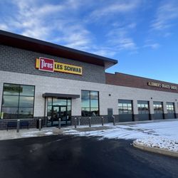 Les Schwab Tire Center