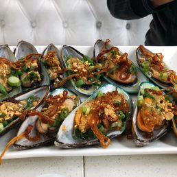 Garlic butter mussels Garlic butter mussels