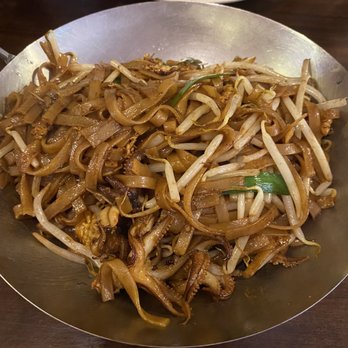 Penang - Chow Kueh Teow - Malaysian Near Me - Boston, Massachusetts Penang - Chow Kueh Teow - Malaysian Near Me - Boston, Massachusetts