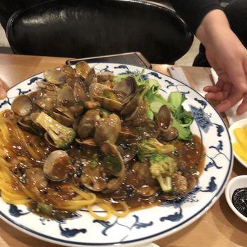 Hainan - Stir-fried Clams is the BEST ever!! - Chinese Near Me - Queens, New York Hainan - Stir-fried Clams is the BEST ever!! - Chinese Near Me - Queens, New York