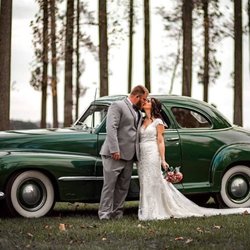 Britain Hill Venue & Vineyard - Just married