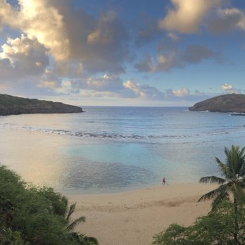 Hanauma Bay Snorkel Fun - View coming down the hill - Tours Near Me Hanauma Bay Snorkel Fun - View coming down the hill - Tours Near Me