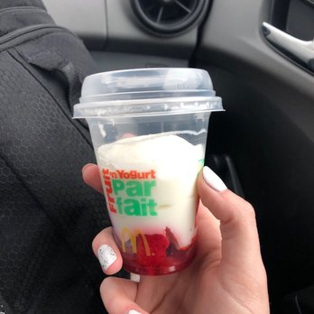 McDonald's - Uhhh they gave me a half way full parfait - Fast Food Near Me - Highland, Indiana McDonald's - Uhhh they gave me a half way full parfait - Fast Food Near Me - Highland, Indiana