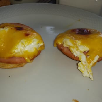 La Gondola - Eggs benedict - Italian Near Me - Quintana Roo, ROO La Gondola - Eggs benedict - Italian Near Me - Quintana Roo, ROO