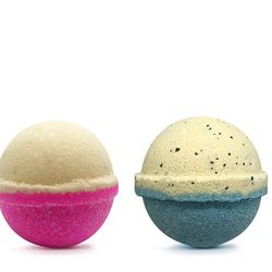 Bath bombs are in stock!!