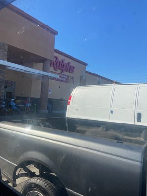 Ralphs by null